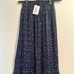 BNWT Oak & Fort Floral Navy Flowy Midi Skirt XS